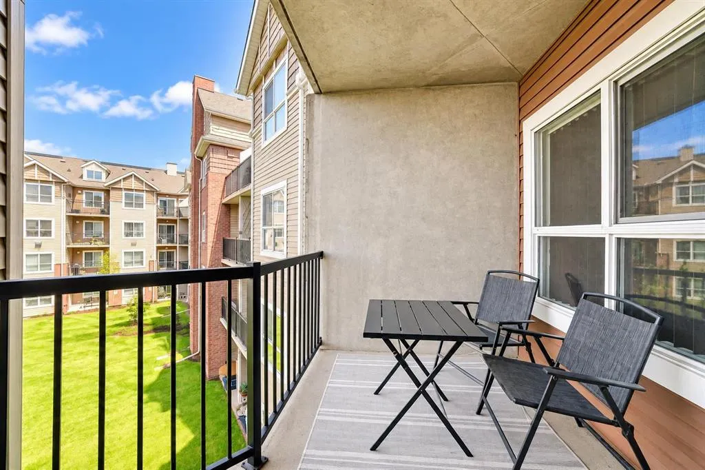 73 Erin Woods Court SE #3309