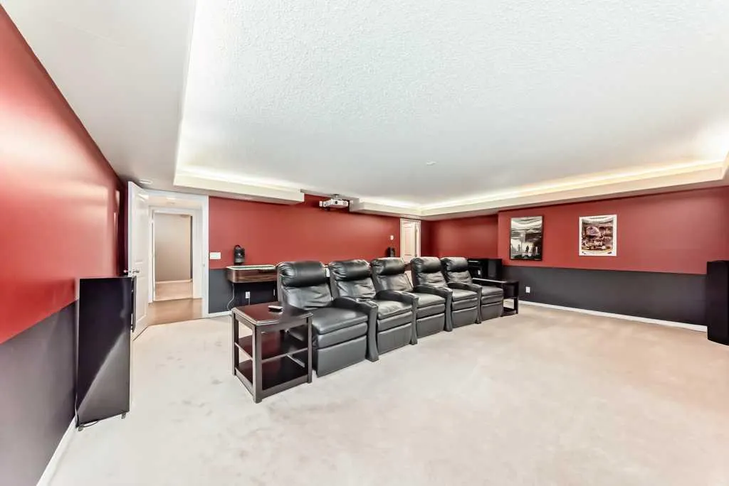 5616 14 Avenue SW #1
