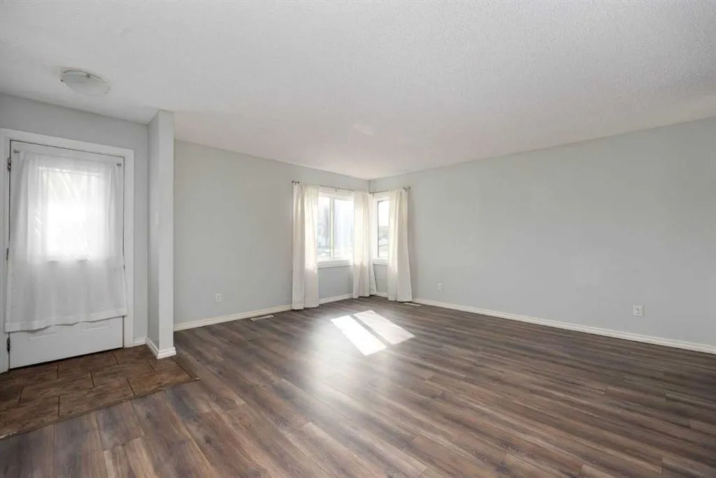 16 Centennial Drive