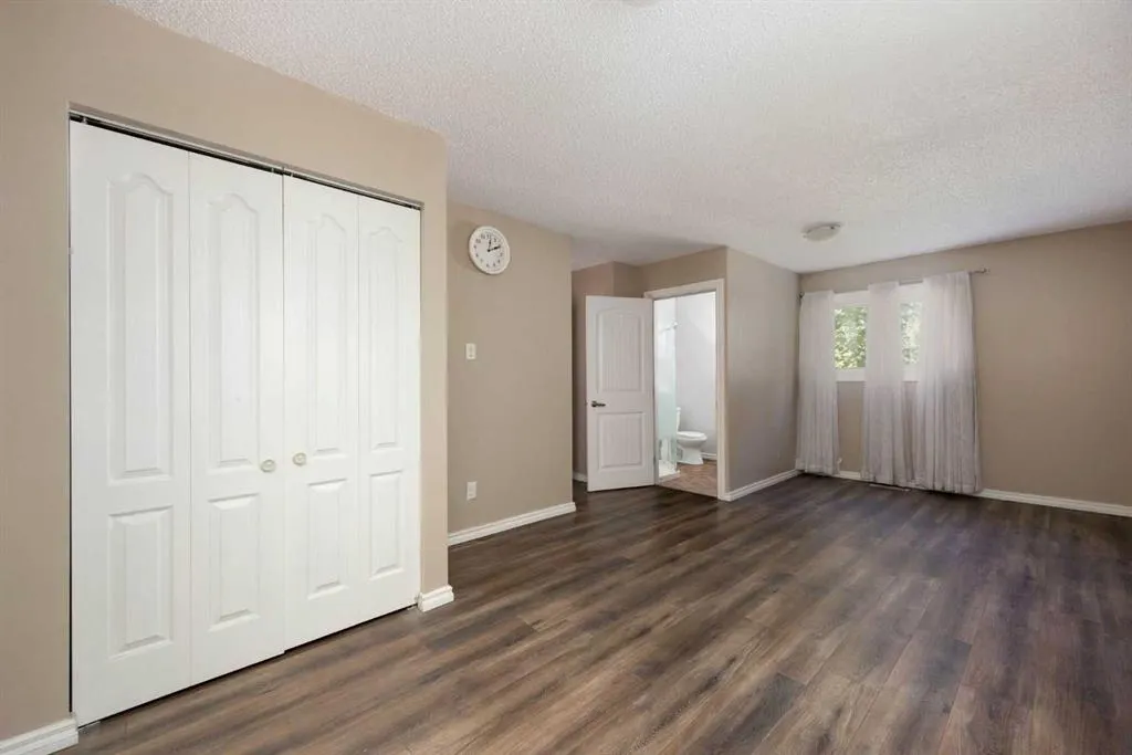 16 Centennial Drive