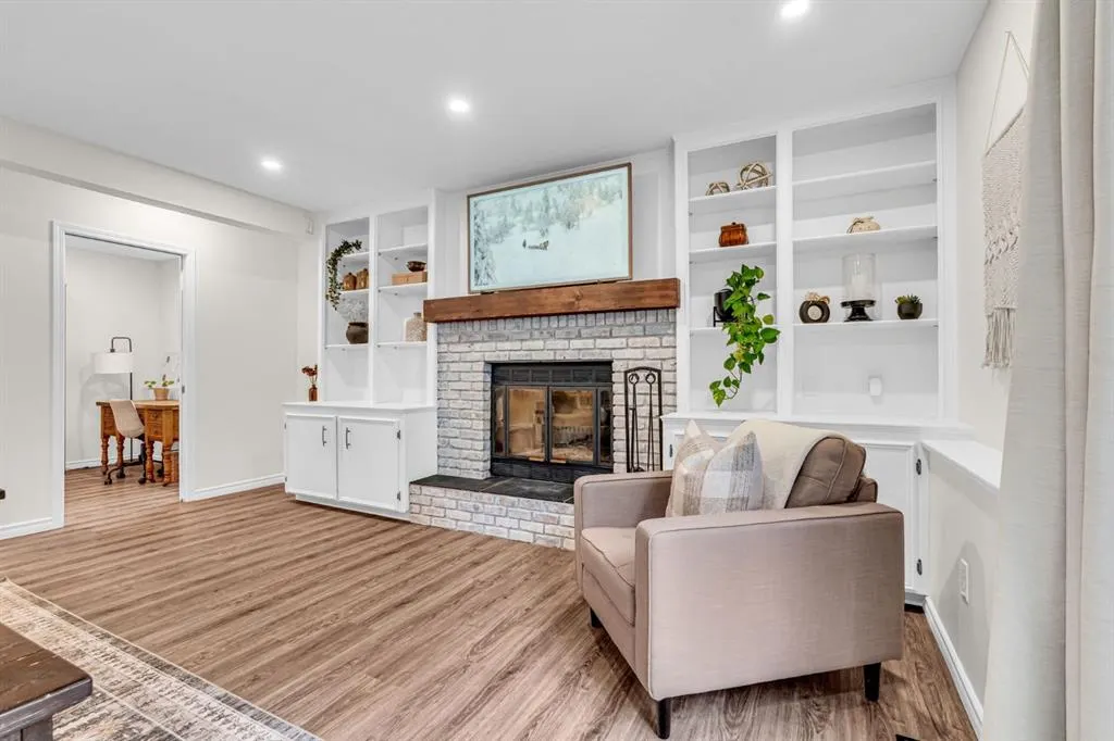 131 Douglas Woods Place SE