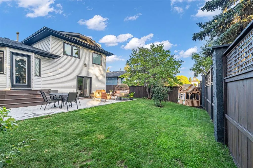 131 Douglas Woods Place SE