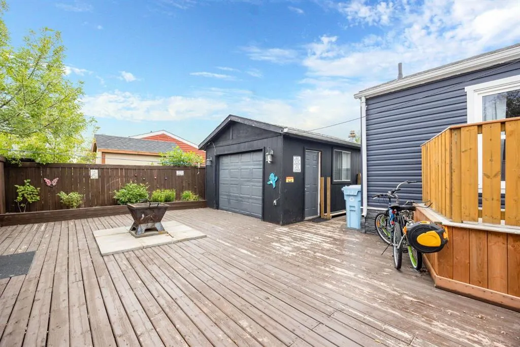 104 Cokerill Crescent