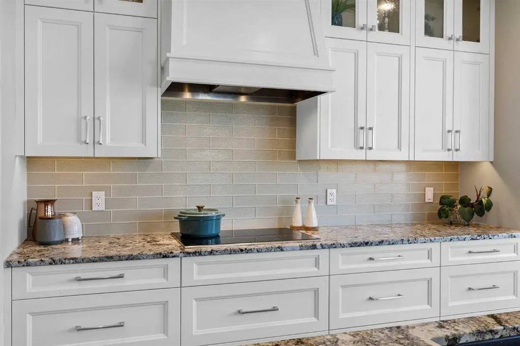 170 Tuscany Ravine Close NW