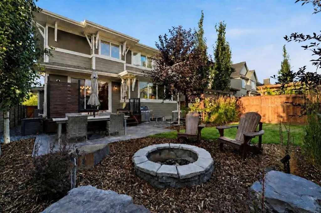 71 Mahogany Cove SE