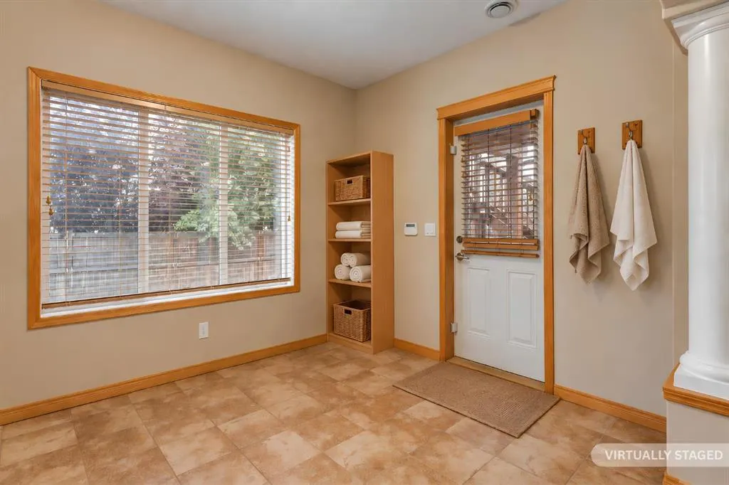 135 Hawkmere View