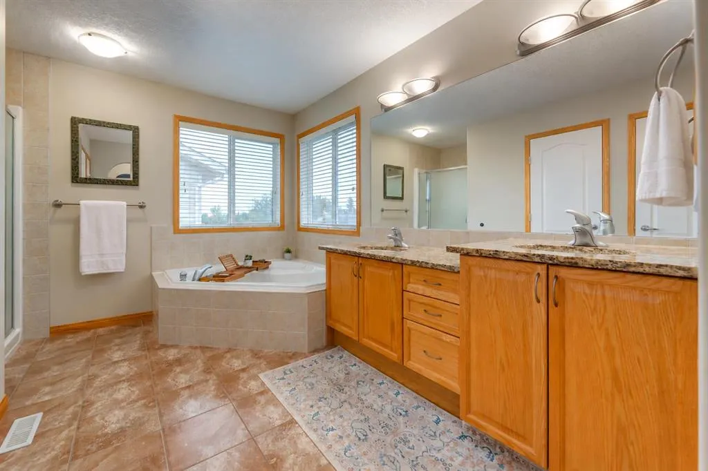 135 Hawkmere View