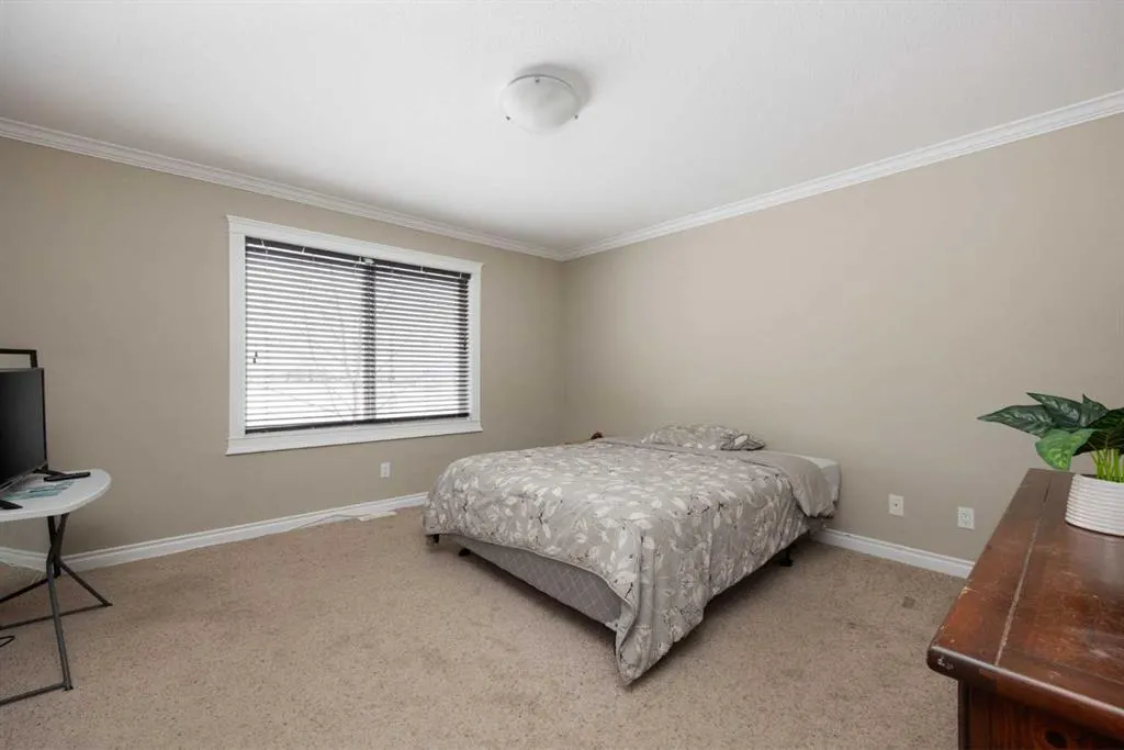 193 O'coffey Crescent #17