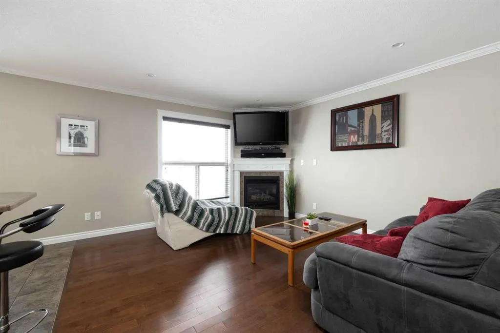 193 O'coffey Crescent #17