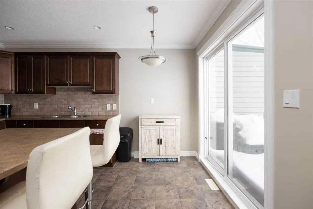 193 O'coffey Crescent #17