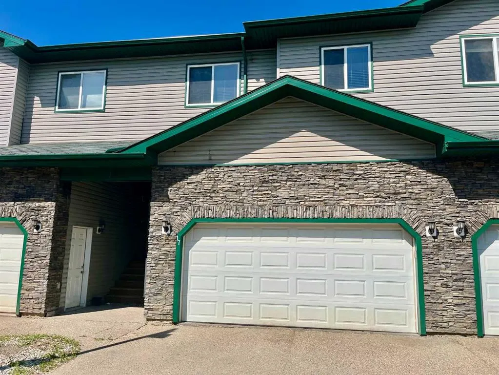 193 O'coffey Crescent #17