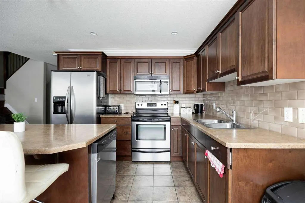 193 O'coffey Crescent #17