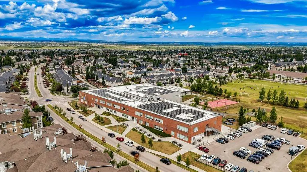 406 Cranberry Park SE #411