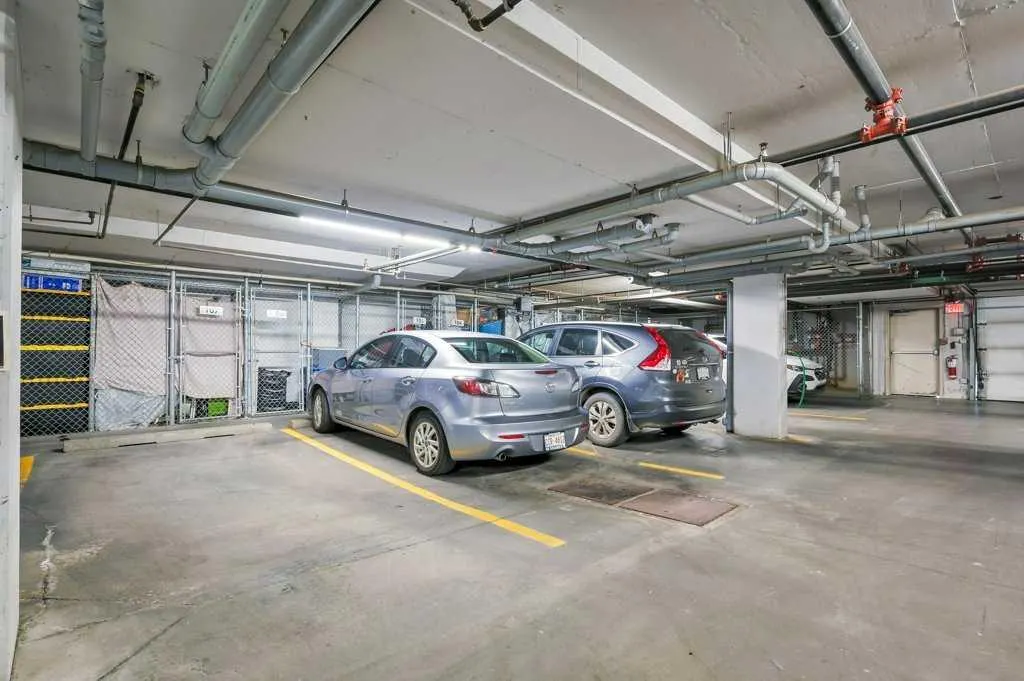 406 Cranberry Park SE #411