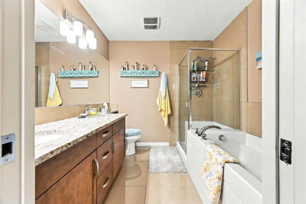 406 Cranberry Park SE #411