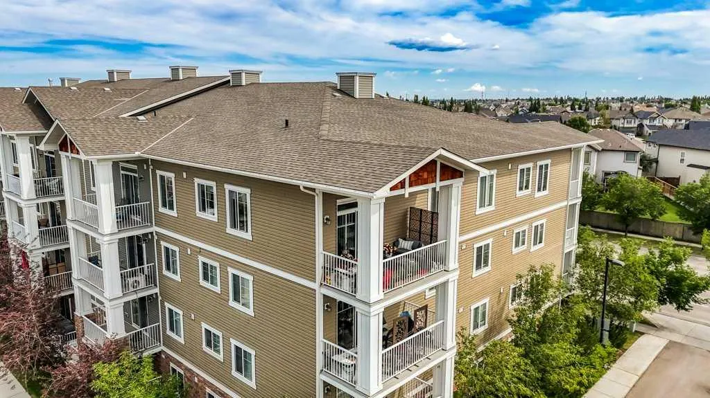 406 Cranberry Park SE #411