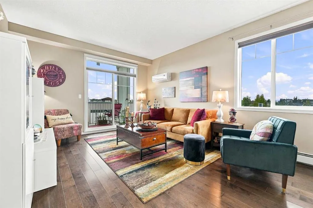 406 Cranberry Park SE #411