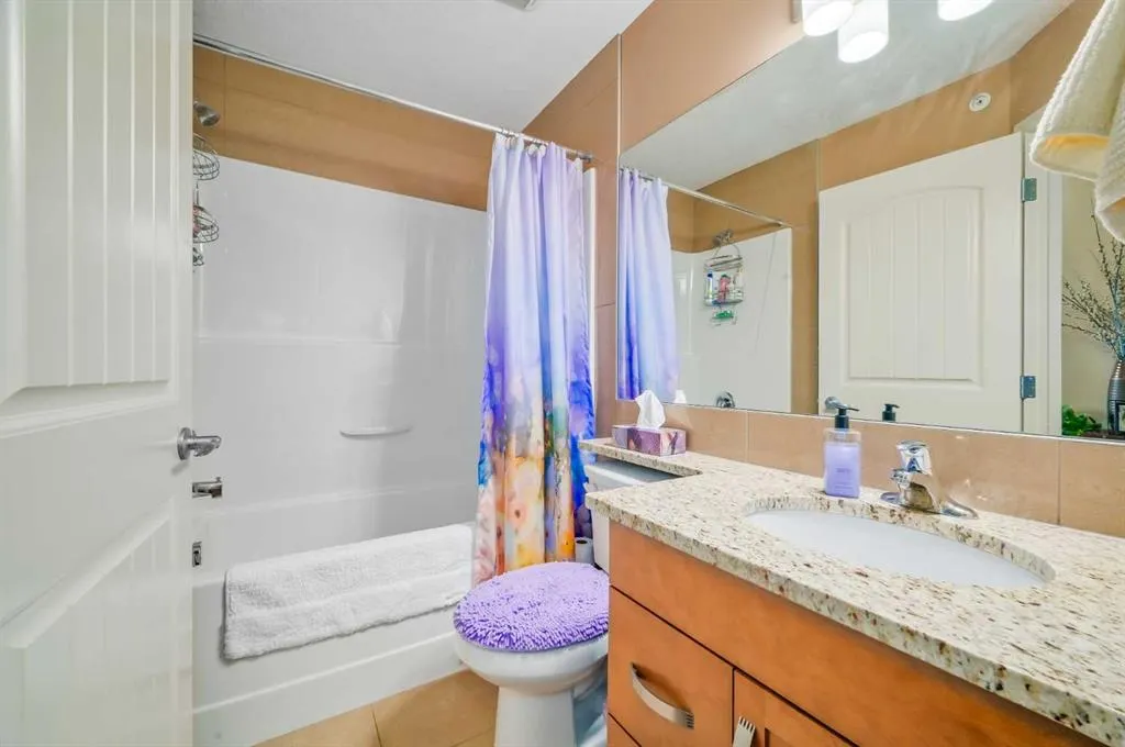 406 Cranberry Park SE #411