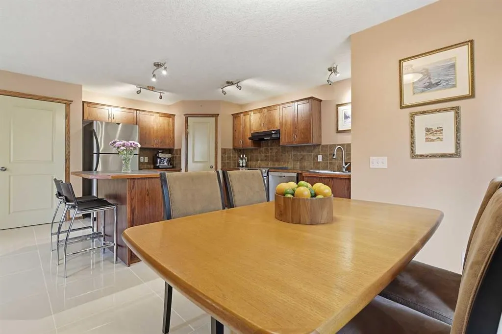198 Cranwell Close SE