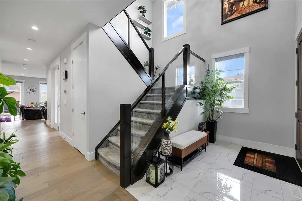 241 Aspenmere Way