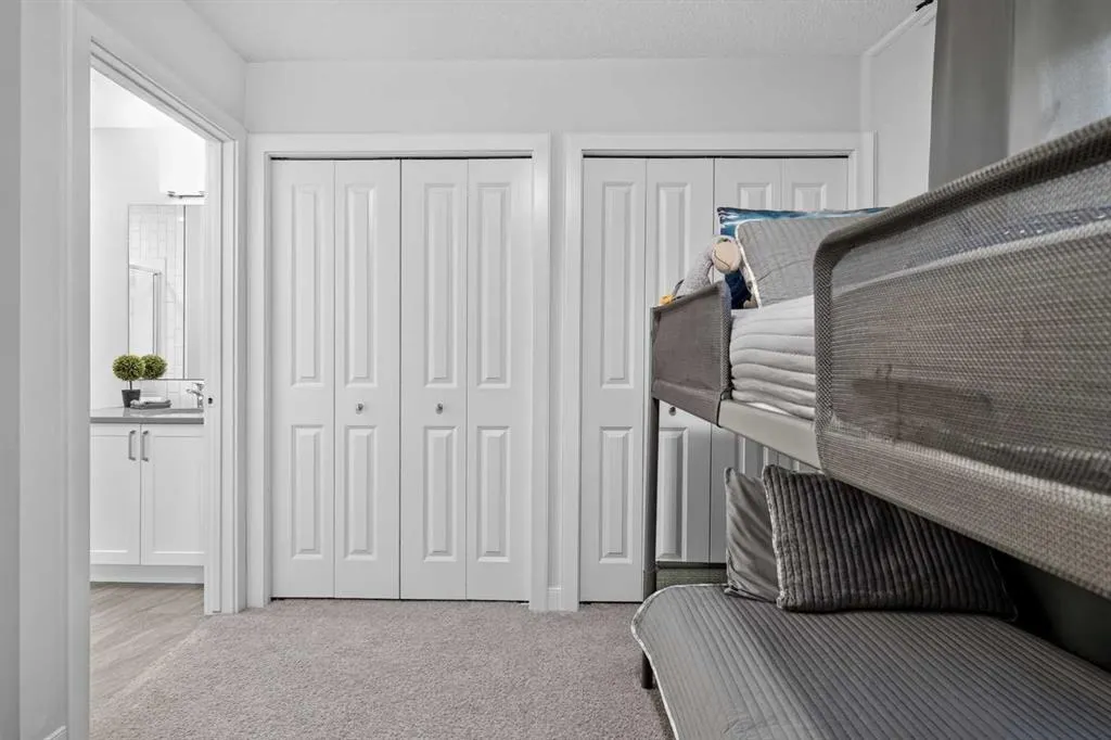 81 Greenbriar Place NW #116