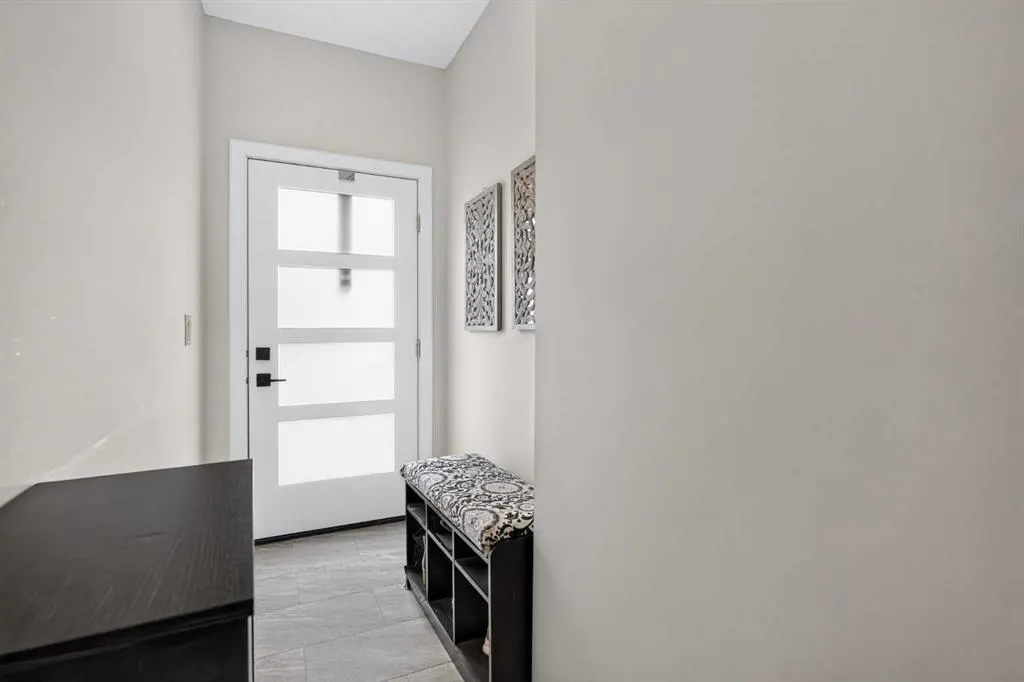 81 Greenbriar Place NW #116