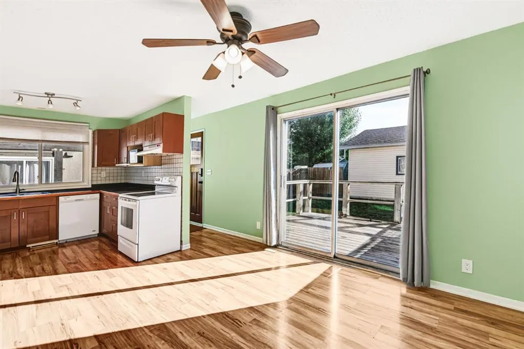 29 Abbott Close