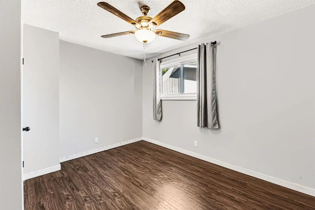 29 Abbott Close