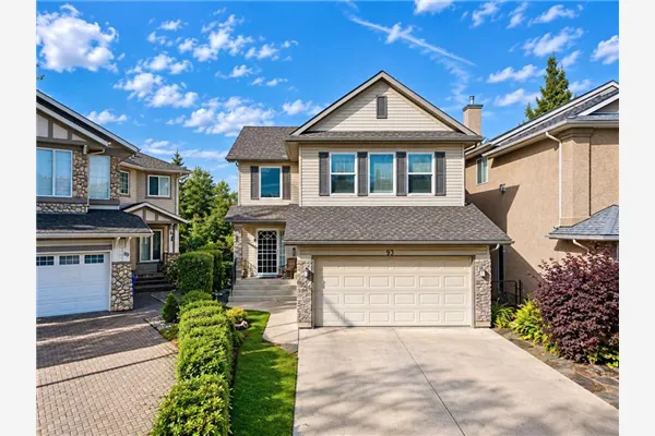 93 Tuscany Meadows Common NW