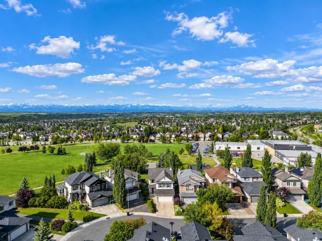 93 Tuscany Meadows Common NW