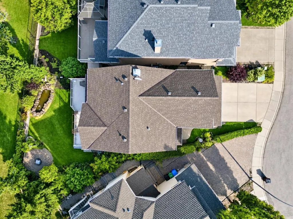 93 Tuscany Meadows Common NW