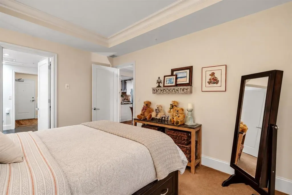 121 Quarry Way SE #105