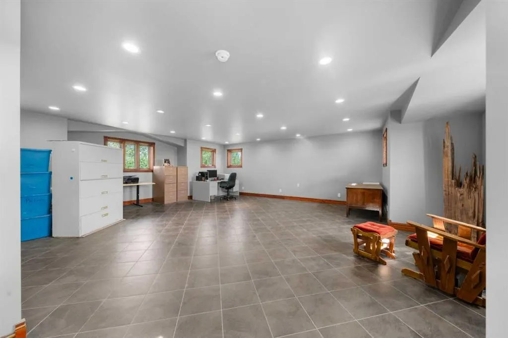 17 Oak Avenue