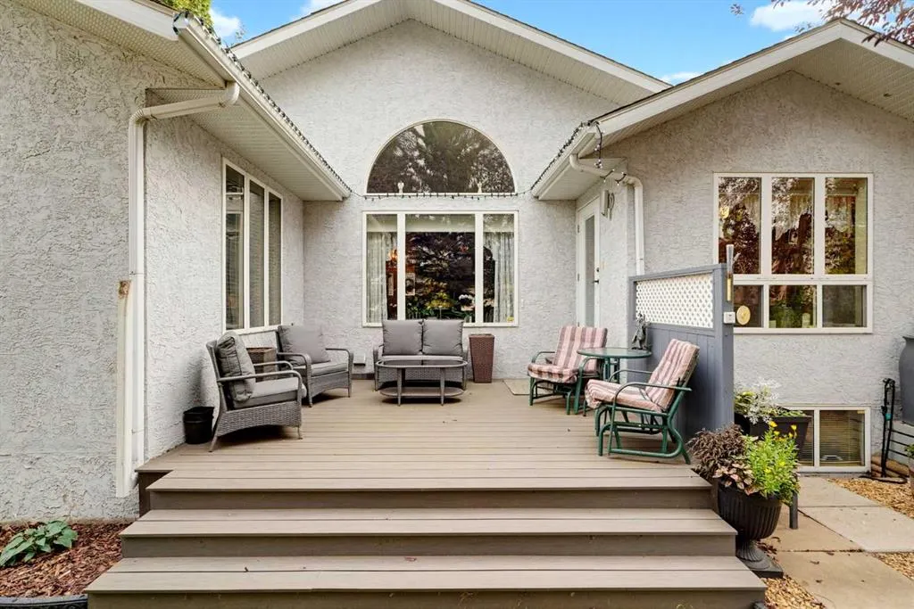 66 Dumas Crescent