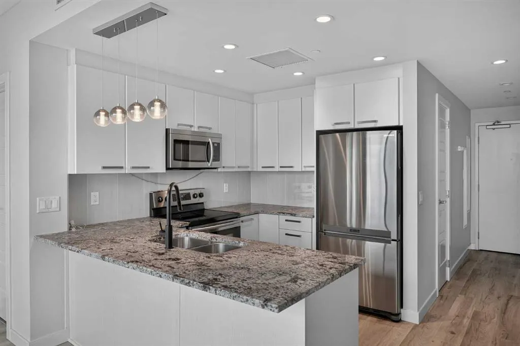 225 11 Avenue SE #1903