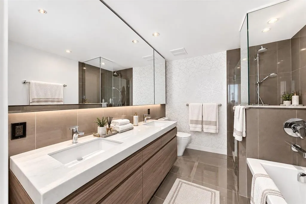310 12 Avenue SW #2607