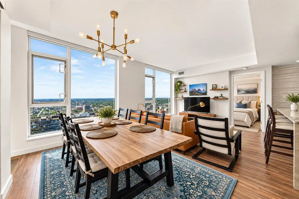 310 12 Avenue SW #2607