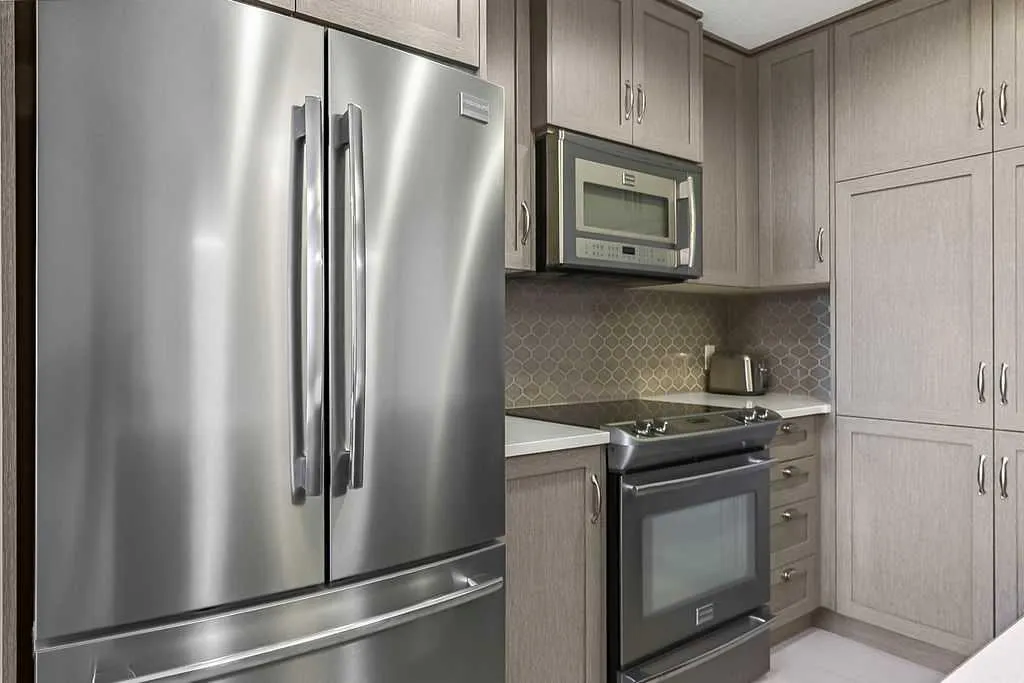 39 Quarry Gate SE #205