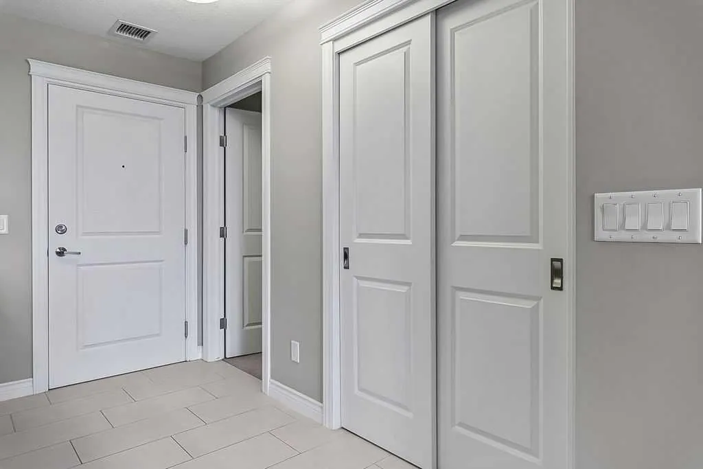 39 Quarry Gate SE #205