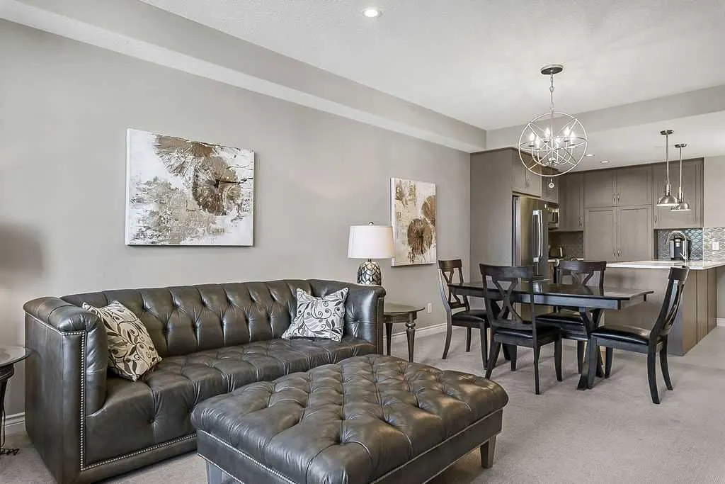 39 Quarry Gate SE #205