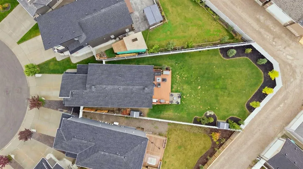 43 Howse Manor NE