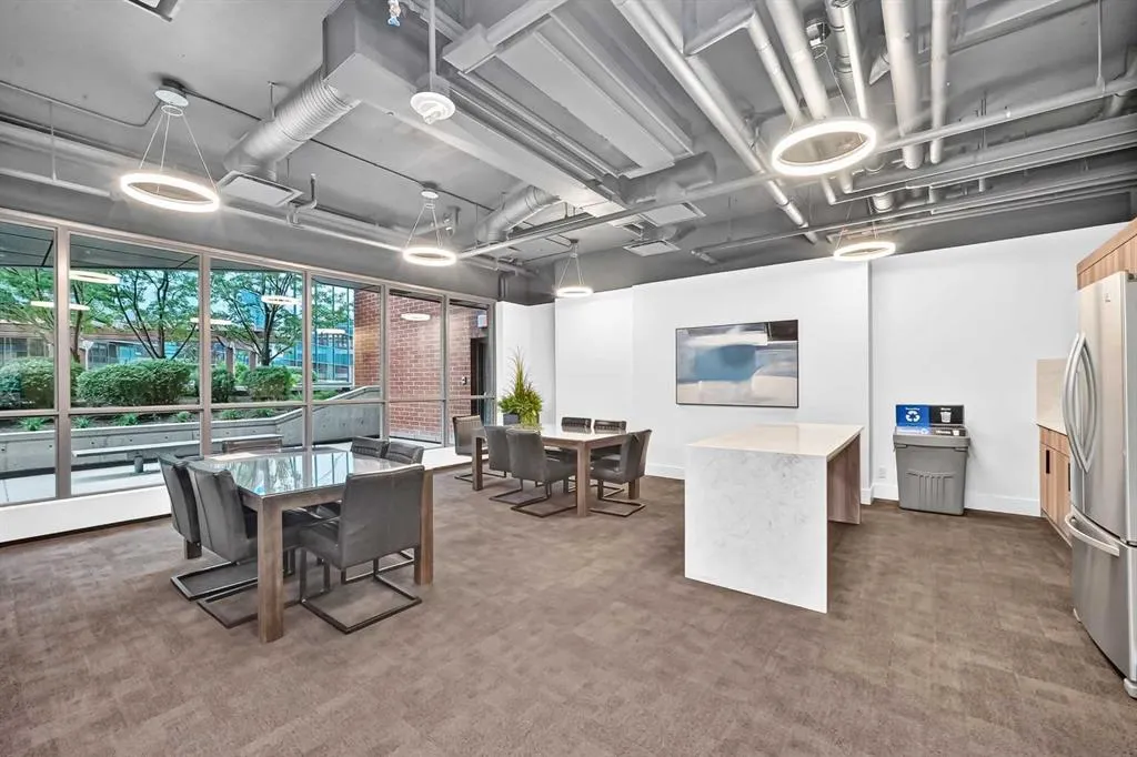 220 12 Avenue SE #1602