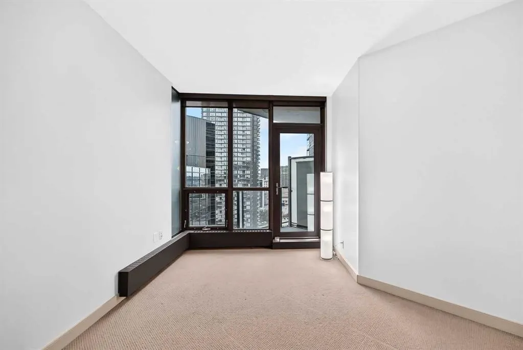 220 12 Avenue SE #1602