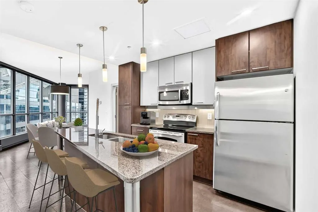 220 12 Avenue SE #1602