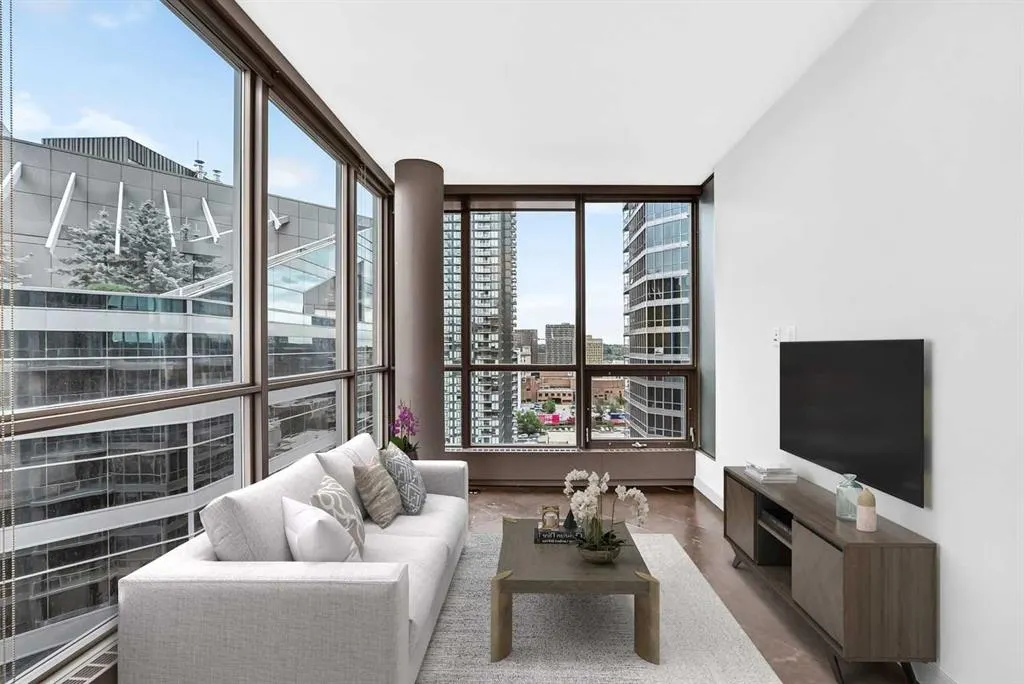 220 12 Avenue SE #1602