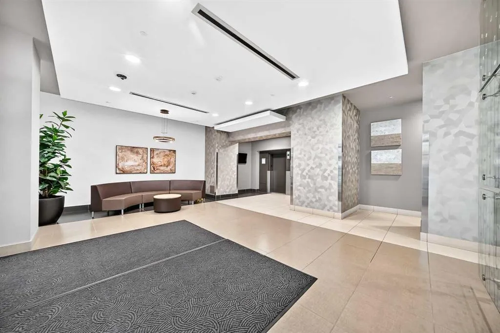 220 12 Avenue SE #1602