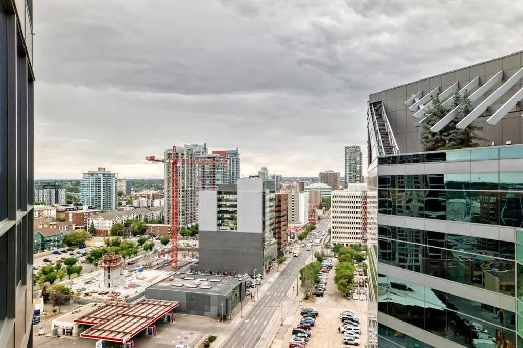 220 12 Avenue SE #1602