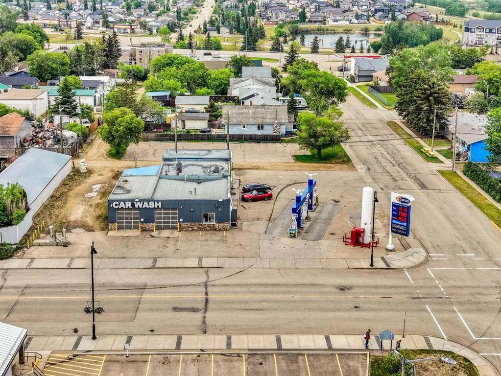 4901 Broadway Avenue