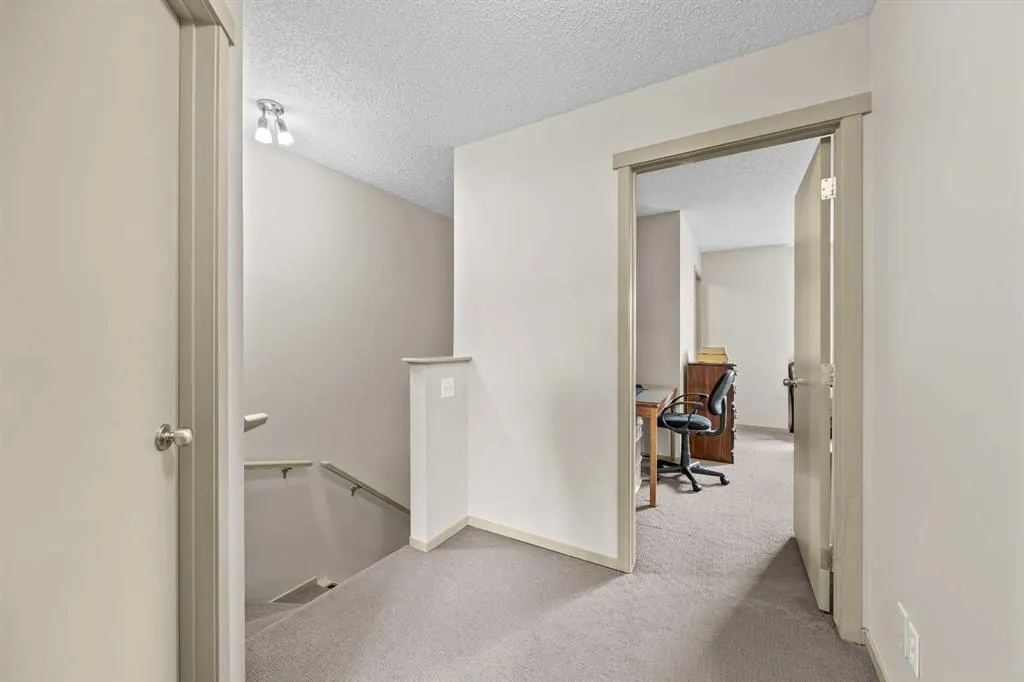 280 Copperstone Cove SE