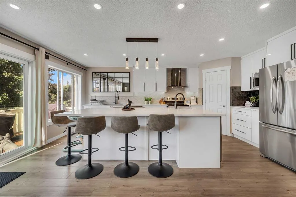 41 Cimarron Meadows Close